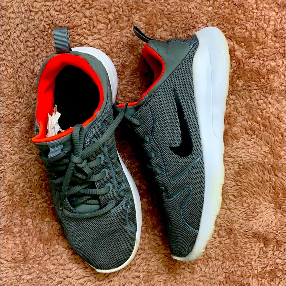 Nike 4Y grey and red shoes